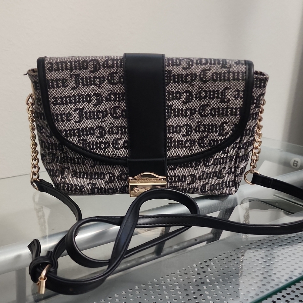 Juicy Couture Black Cream Logo Crossbody Bag Y2K Chain Strap